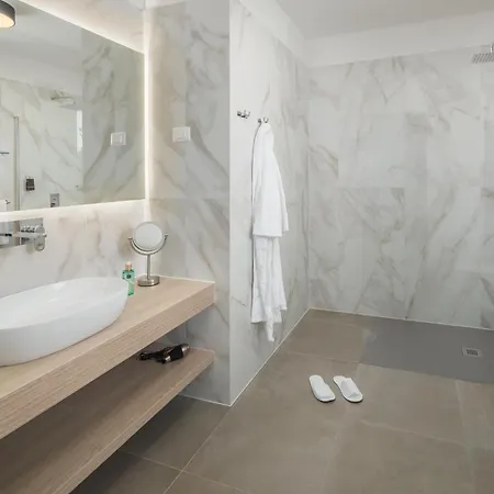 Maj Luxury Lägenhet