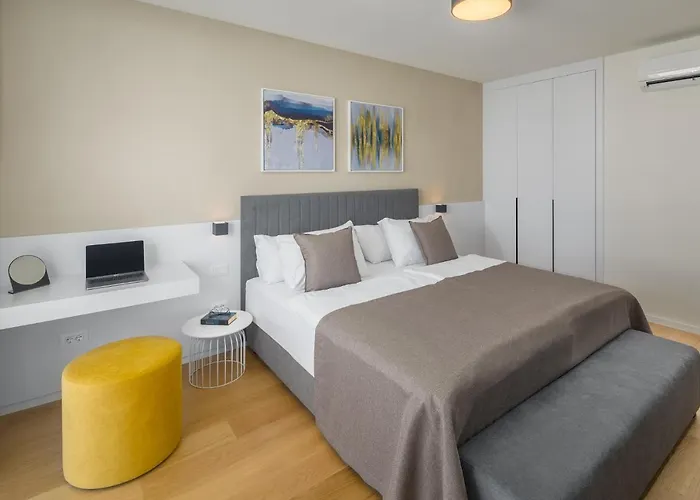 Maj Luxury Apartman *